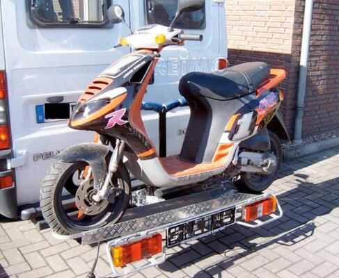 Motorrollerträger A2000 für AHK, 90kg Nutzlast
