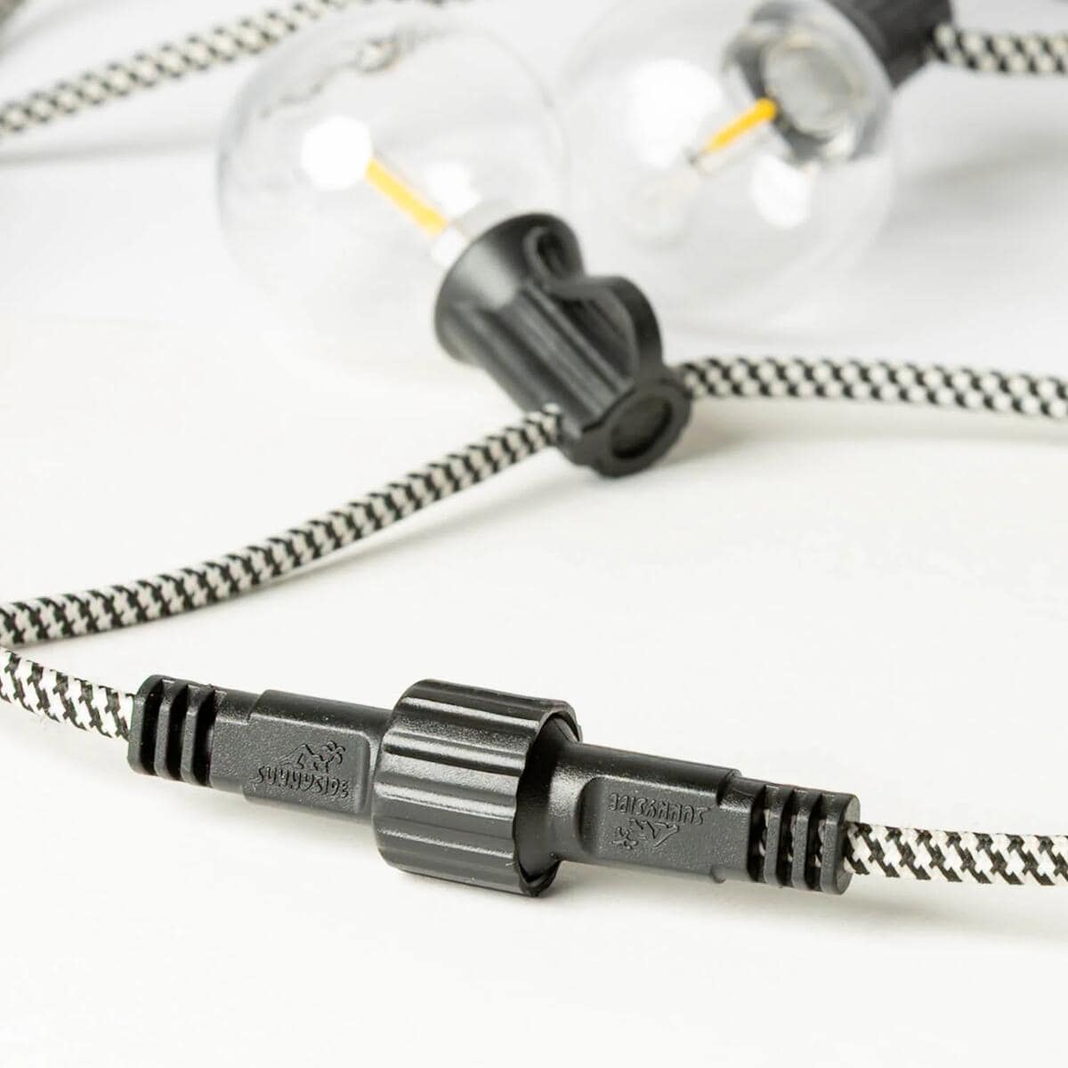 The Sunnyside Ellie Retro Lichterkette, 3m, 3W bei Camping Wagner Campingzubehör