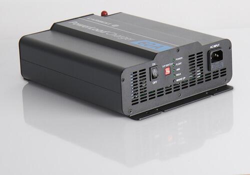 Carbest PowerLoad Ladegerät, 12V, 3-stufige Ladung, 60A