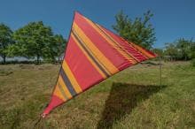 Bent Zip-Canvas Oriental Sonnensegel, 250×250cm, stripe cherry