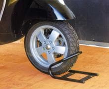 Fiamma Moto Wheel Chock Reifenblockiersystem für Vorderrad, schwarz