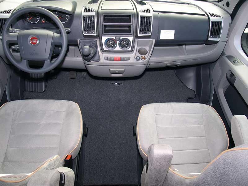 Carbest Fahrerhaus-Teppich Exquisit für Mercedes Sprinter / VW Crafter ab Bj. 5/2006