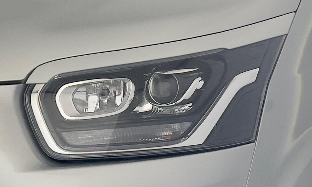 RDX Scheinwerferblenden "Böser Blick" für Ford Transit mit Xenon-Scheinwerfern / schwarzen Halogen-Scheinwerfern, schwarz