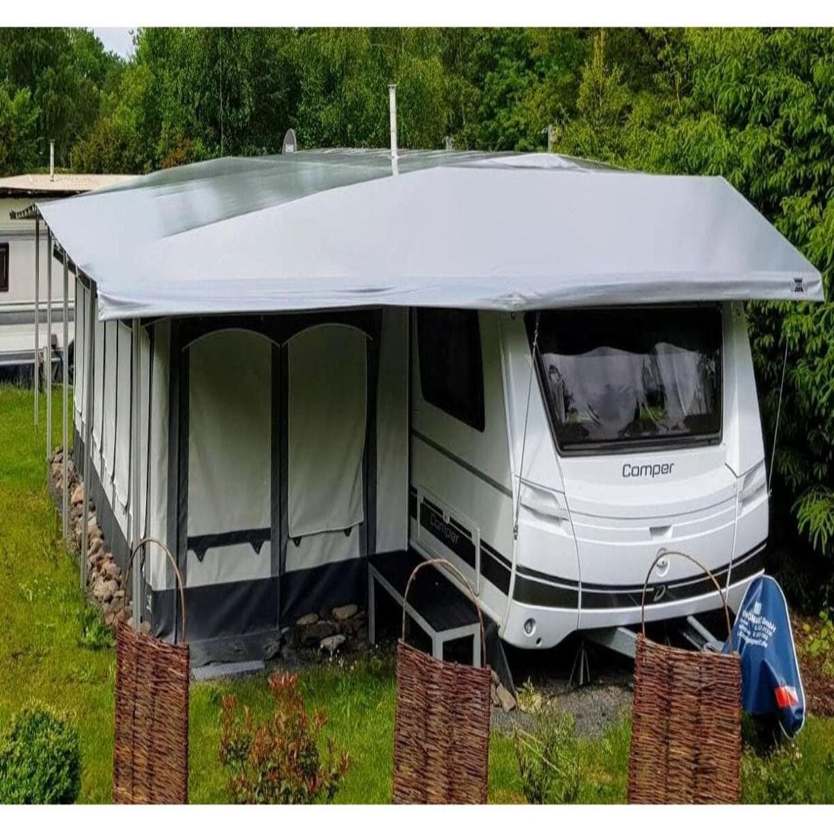 Nellen Wohnwagen Schutzdach Typ 3 - über Wohnwagen u. Vorzelt bei Camping  Wagner Campingzubehör